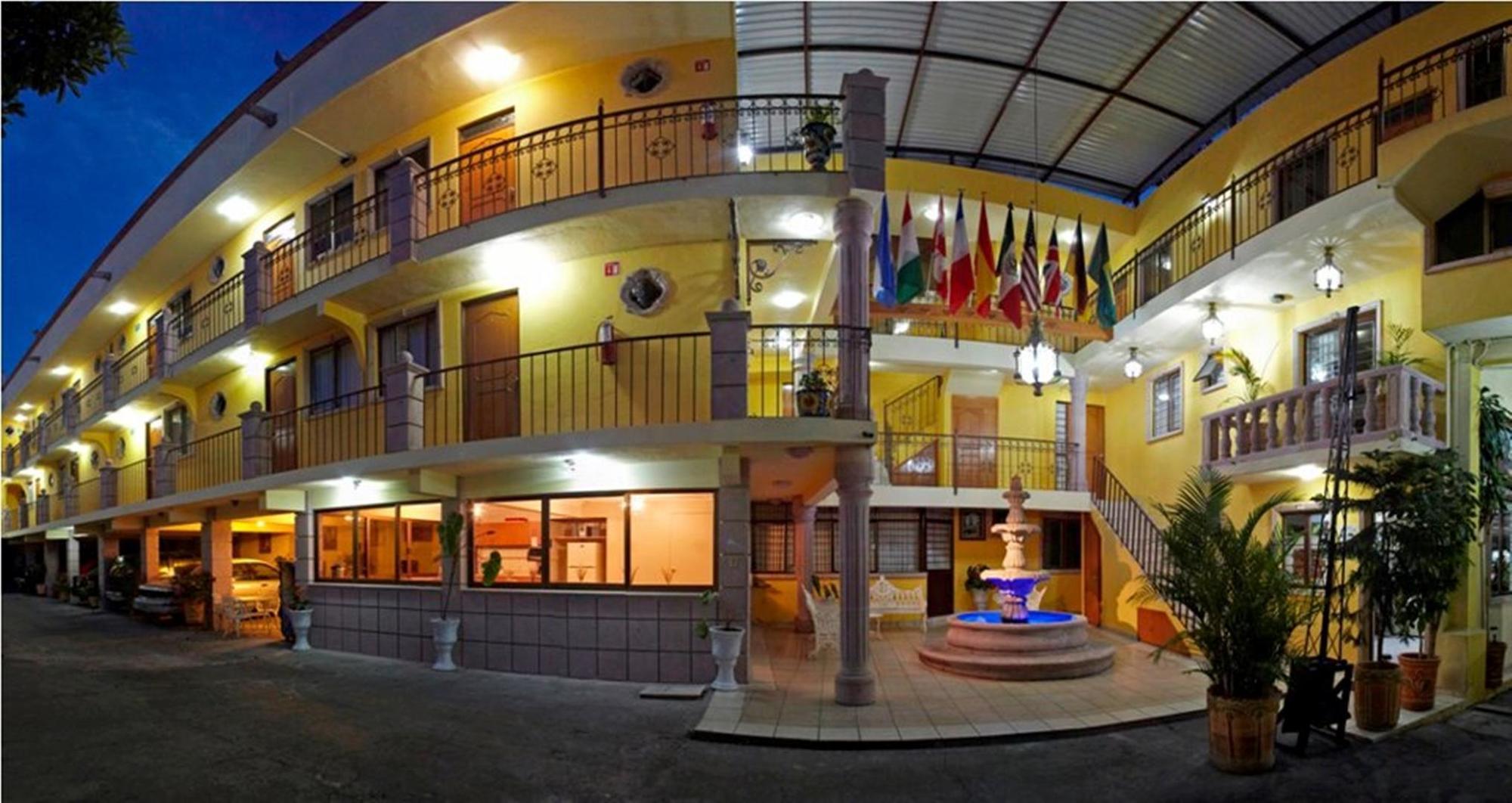 Hotel Rincon Tarasco Morelia Esterno foto